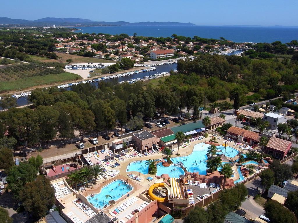Camping Les Palmiers Єр Екстер'єр фото